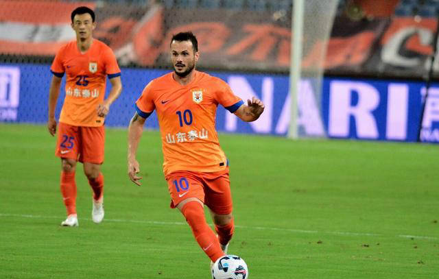 开元体育官网-关键时刻亚冠传出新动向，山东泰山豪取连胜，管理层表态：目标明确，训练强度明显提升(山东泰山亚冠最新消息)