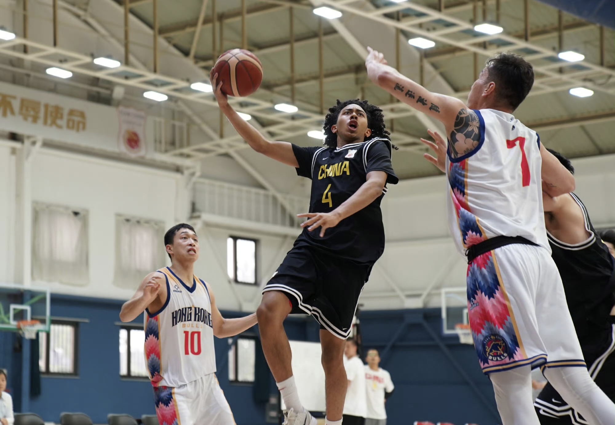 开元官方网站-包含清晨NBA总决赛焦点战；成都蓉城刷新队史纪录；引发热议；训练强度明显提升的词条